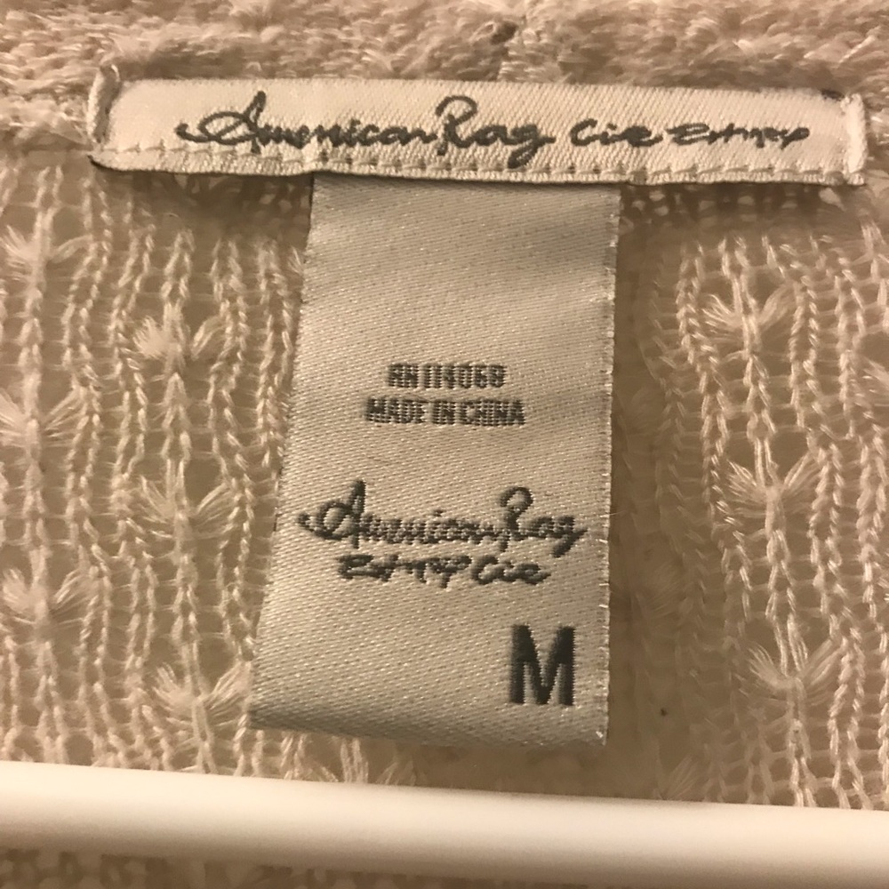 American rag sweater. - Picture 4 of 4